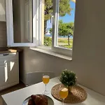 Nela * Μούρτερ